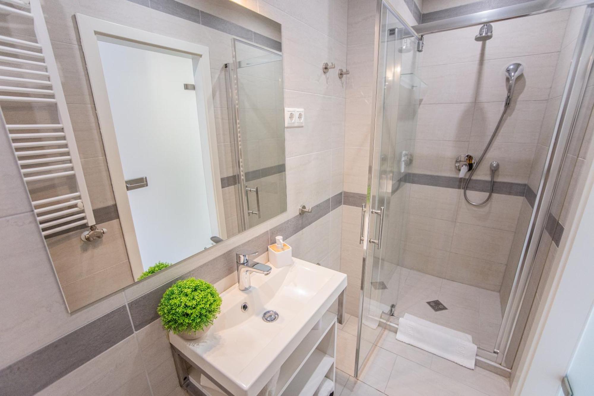 Nemeth Apartmanok Sárvár Екстериор снимка