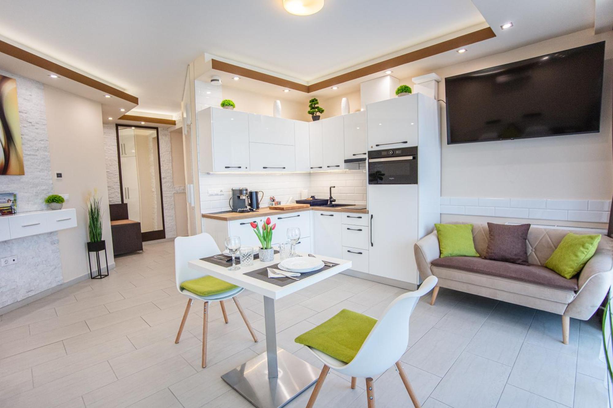 Nemeth Apartmanok Sárvár Екстериор снимка